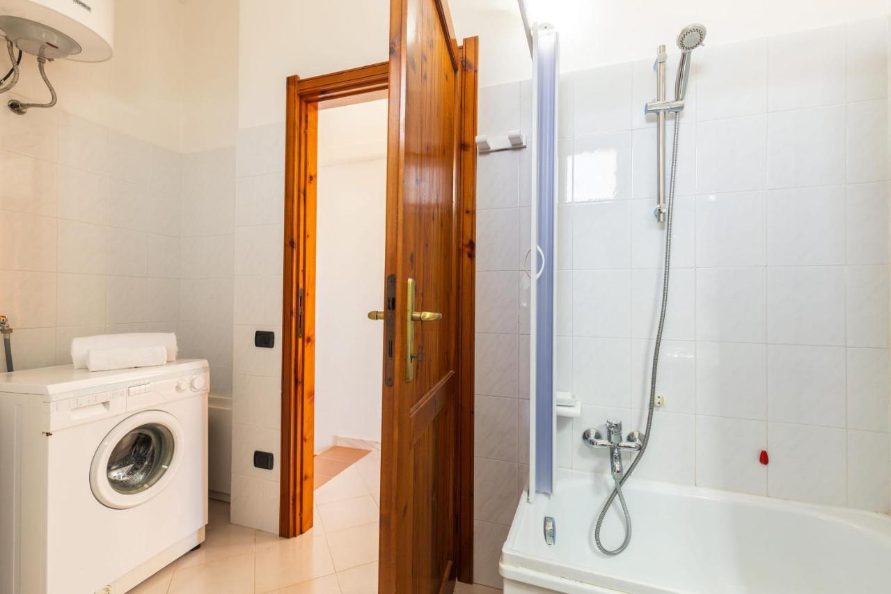 Apartmán Casa A Due Passi Dal Mare Àrbatax Exteriér fotografie