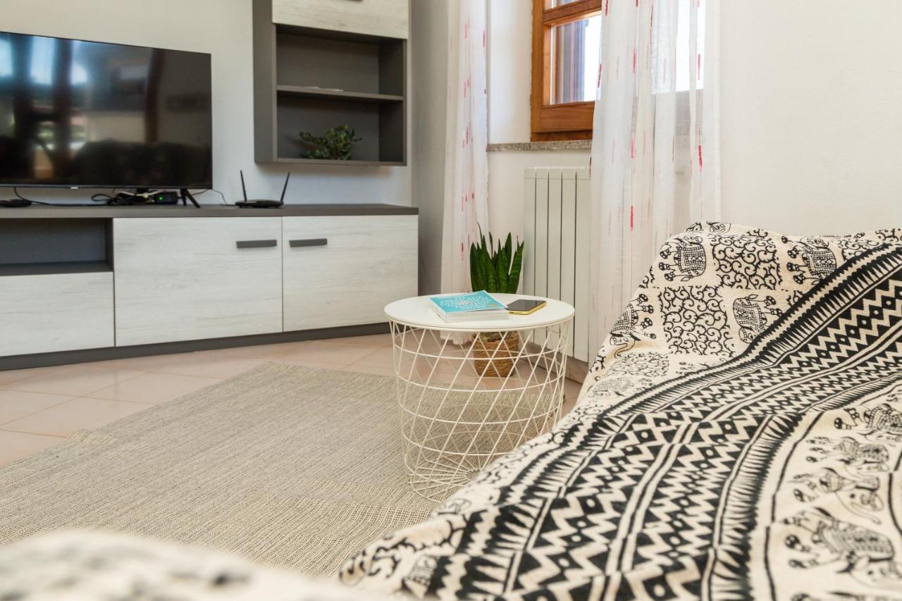 Apartmán Casa A Due Passi Dal Mare Àrbatax Exteriér fotografie